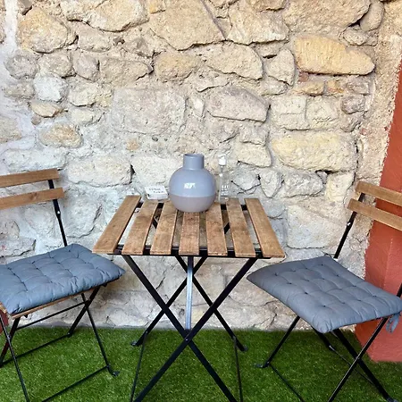 L'escale D'aquitaine *